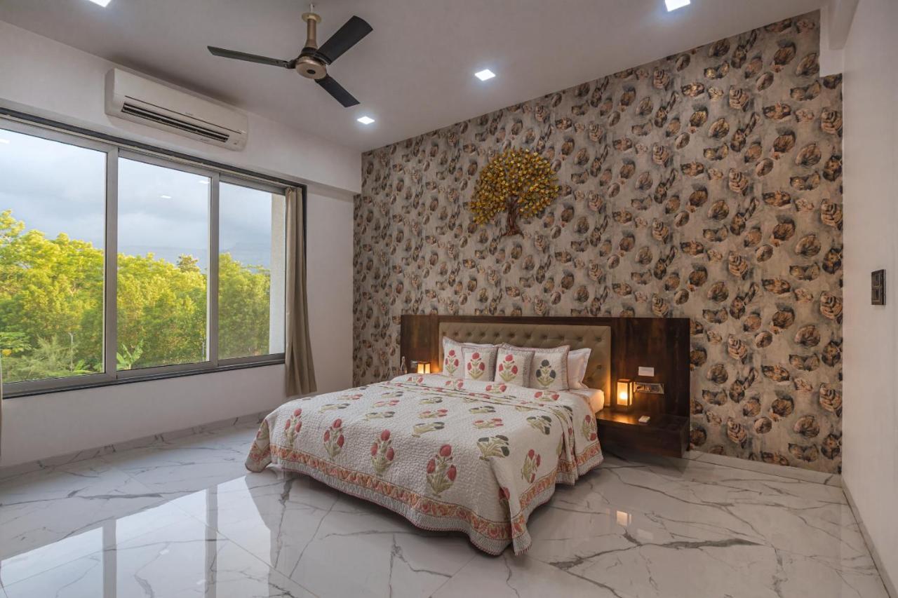 Saffronstays Odyssey, Karjat - 10 Acres Pet-Friendly Estate With Swimming Pool Chinchavli Exterior photo