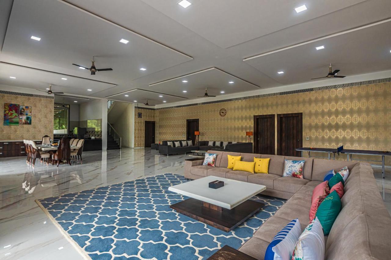 Saffronstays Odyssey, Karjat - 10 Acres Pet-Friendly Estate With Swimming Pool Chinchavli Exterior photo