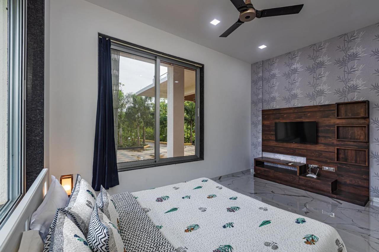 Saffronstays Odyssey, Karjat - 10 Acres Pet-Friendly Estate With Swimming Pool Chinchavli Exterior photo