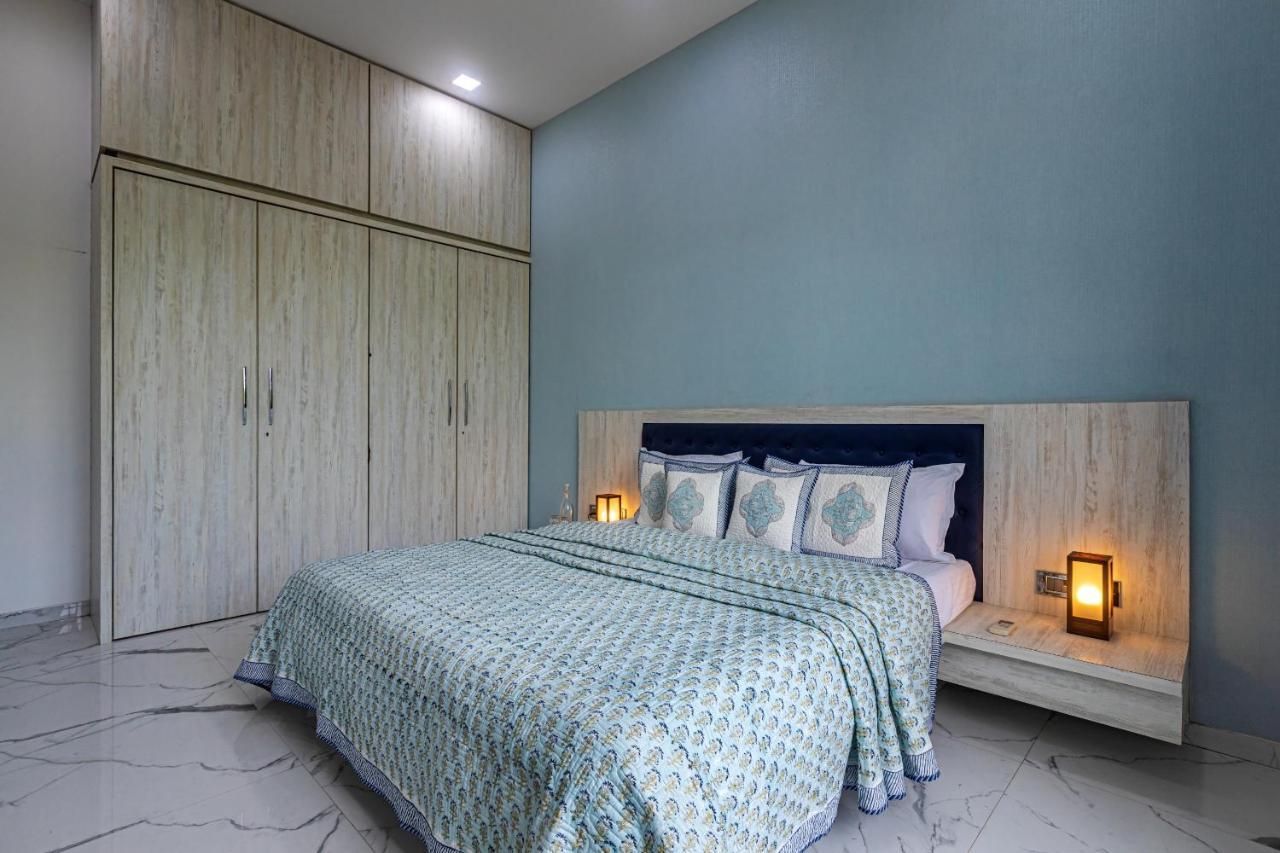 Saffronstays Odyssey, Karjat - 10 Acres Pet-Friendly Estate With Swimming Pool Chinchavli Exterior photo